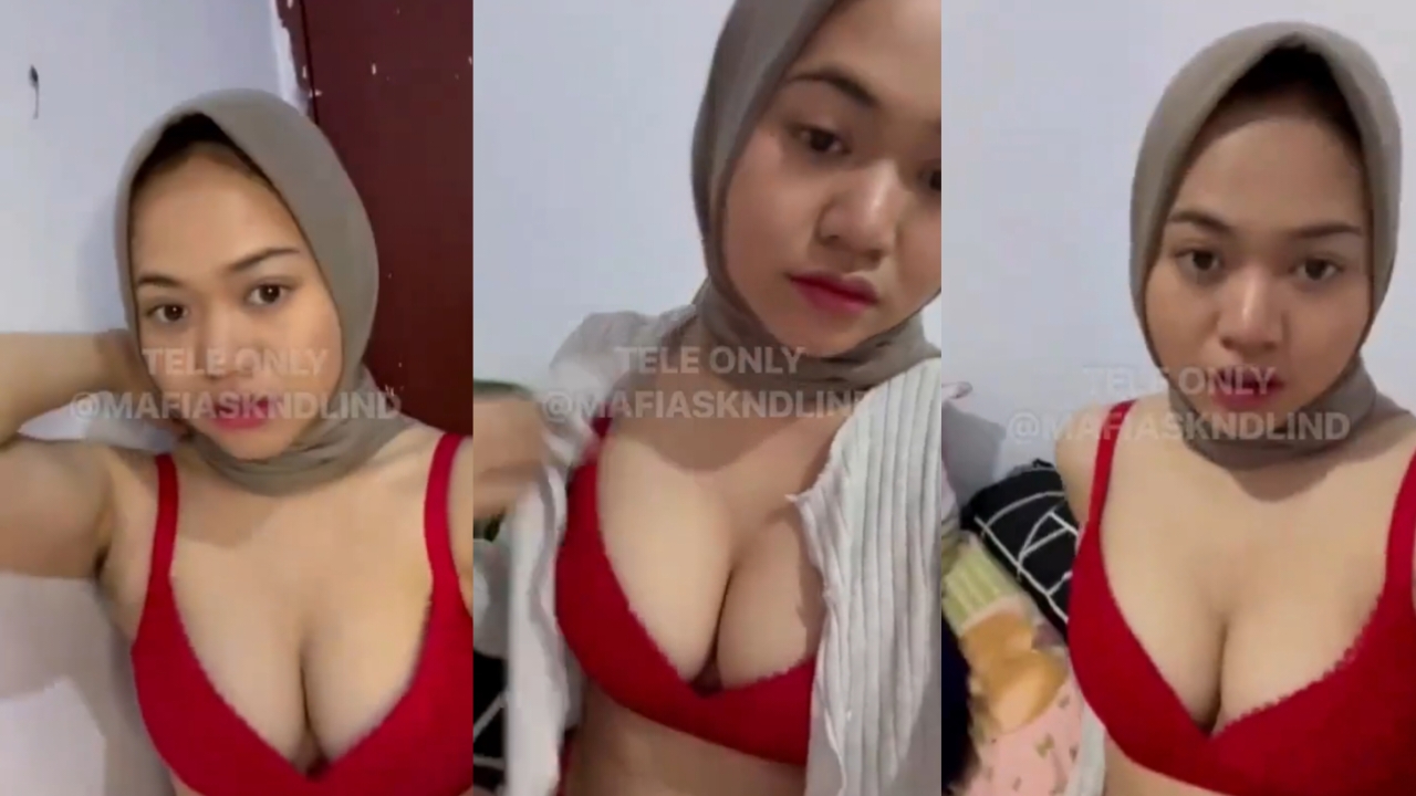 Yandex Viral Ukhti Hijab Pakai Rok Pendek, Apa Kata Netizen?
