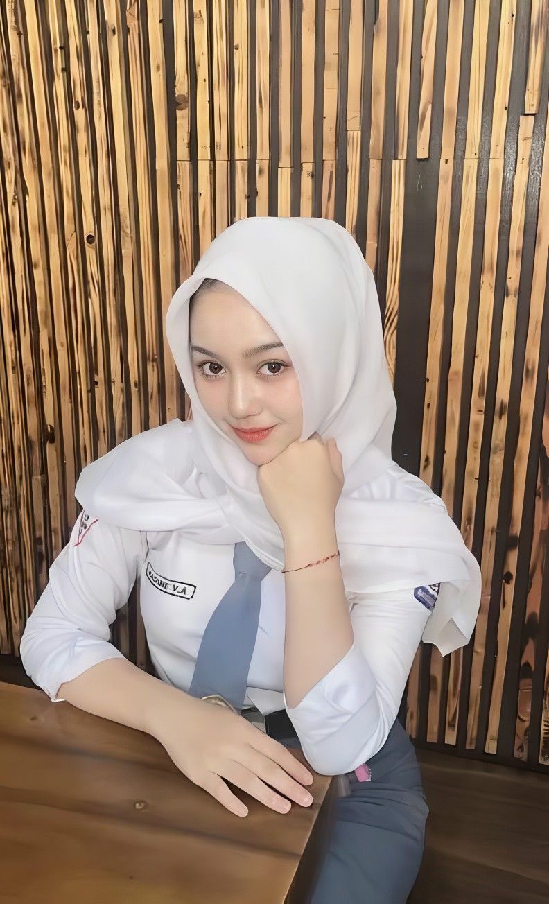 Lagi Viral Siswi Sma Jilbab Abg Jenguk Pacar Yg Lagi Sakit Sendirian
